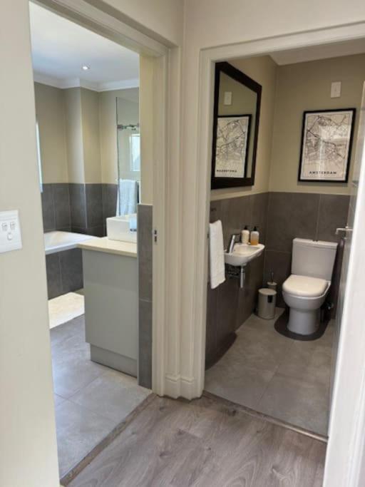 Luxury Townhouse In Stellenbosch Central Εξωτερικό φωτογραφία